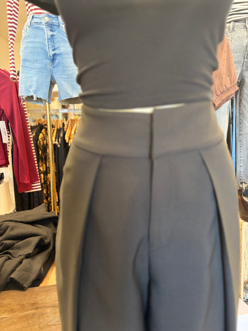 Blk Trouser barrel pants