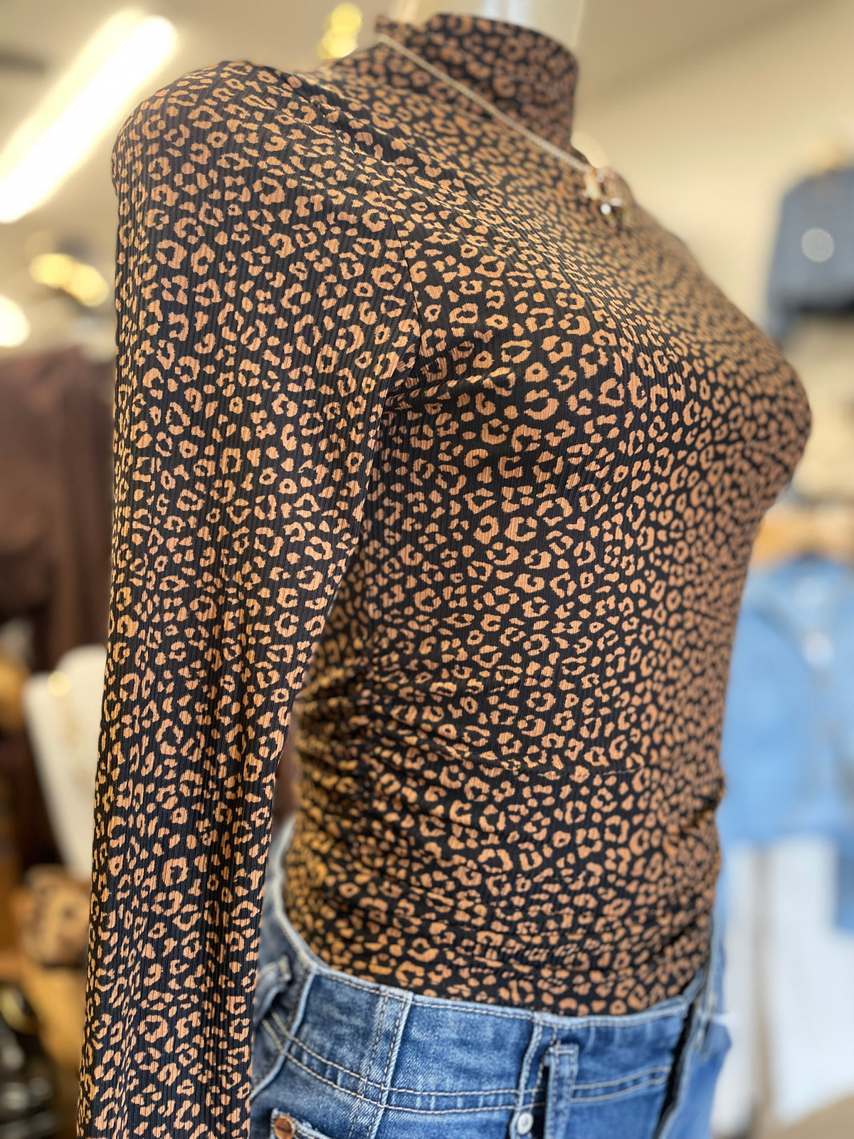 Blk/Khaki Animal print Turtle neck
