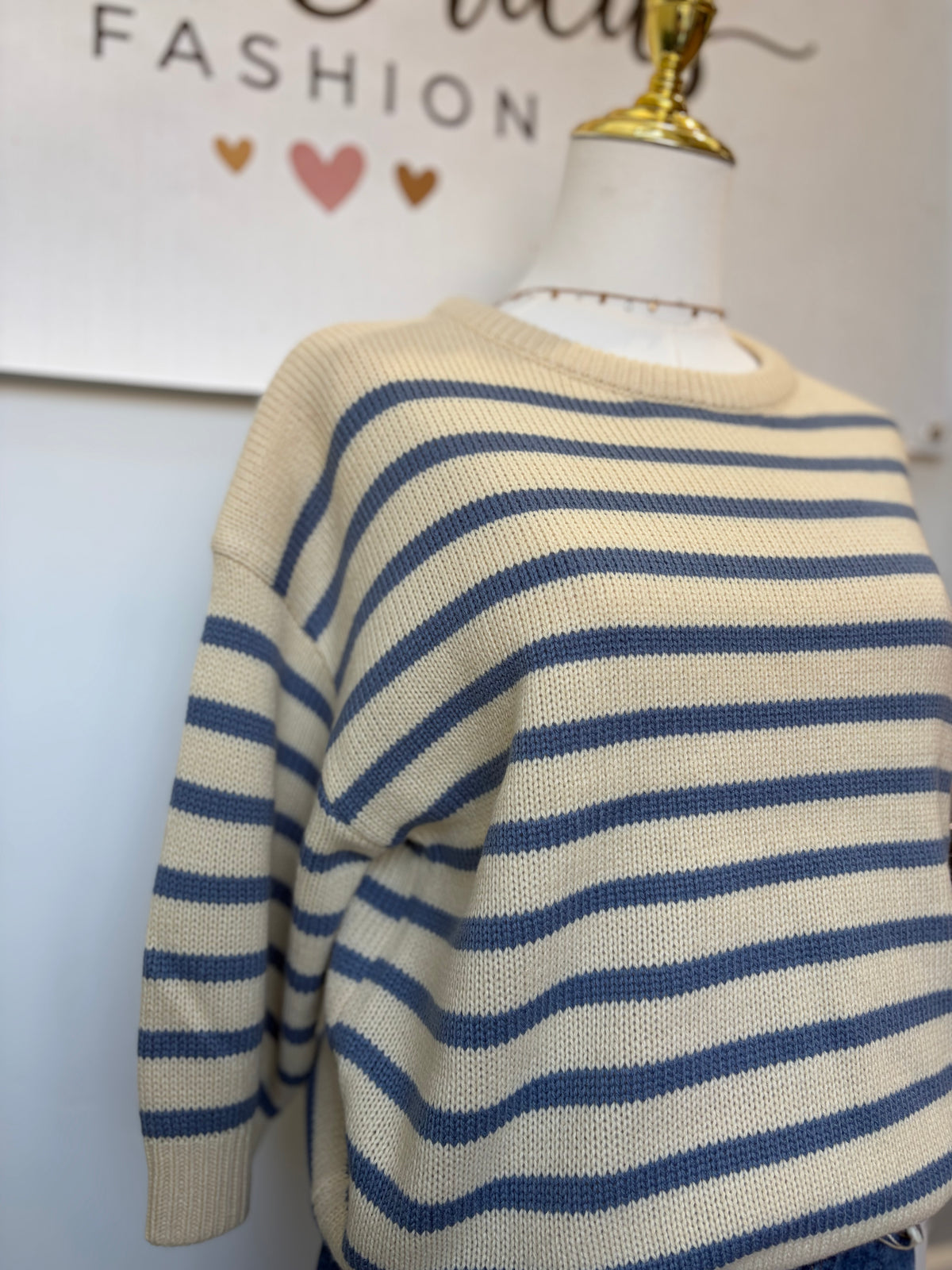 Butter yellow/Blue crewneck sweater