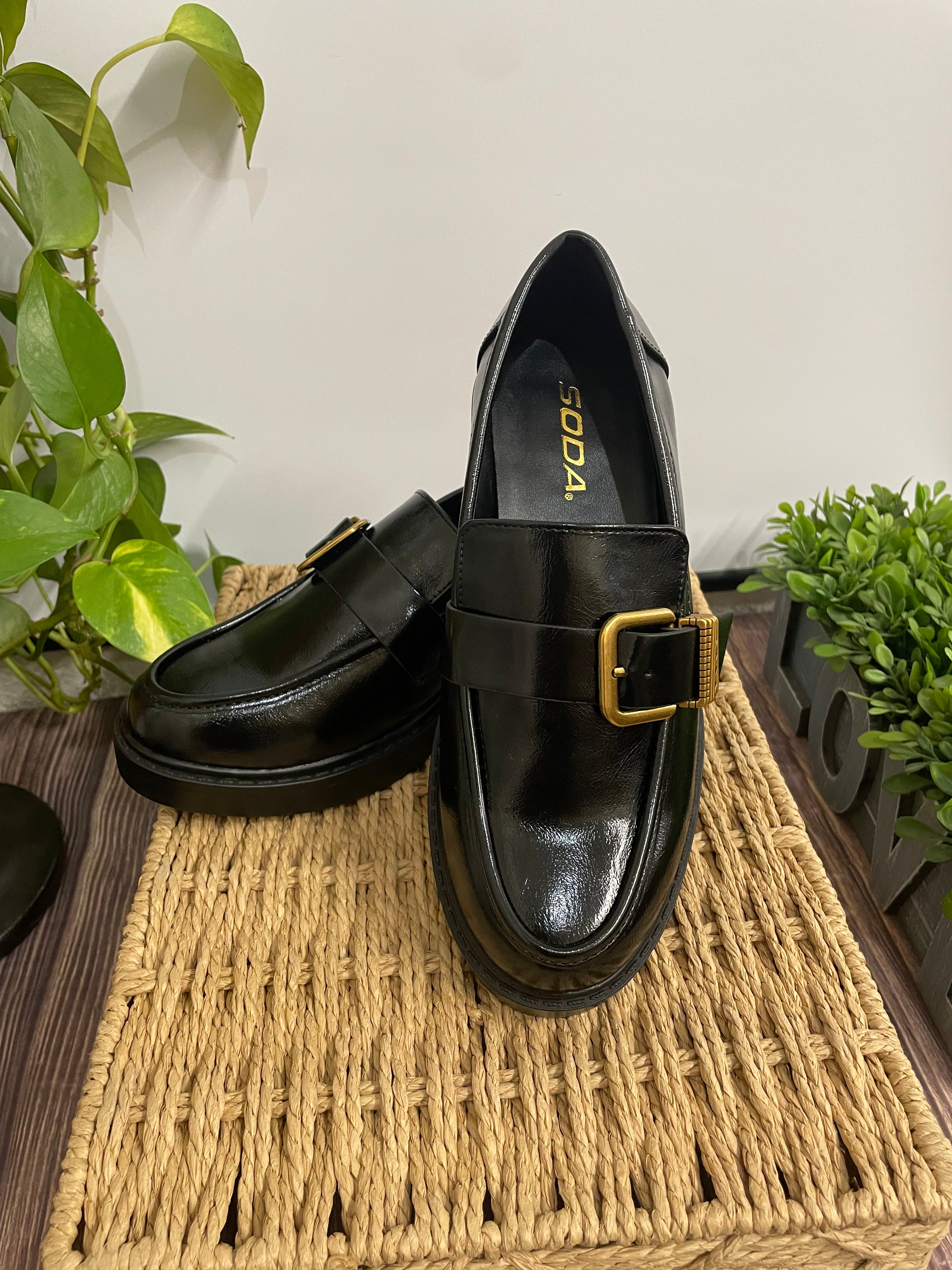 Women’s loafer shoes