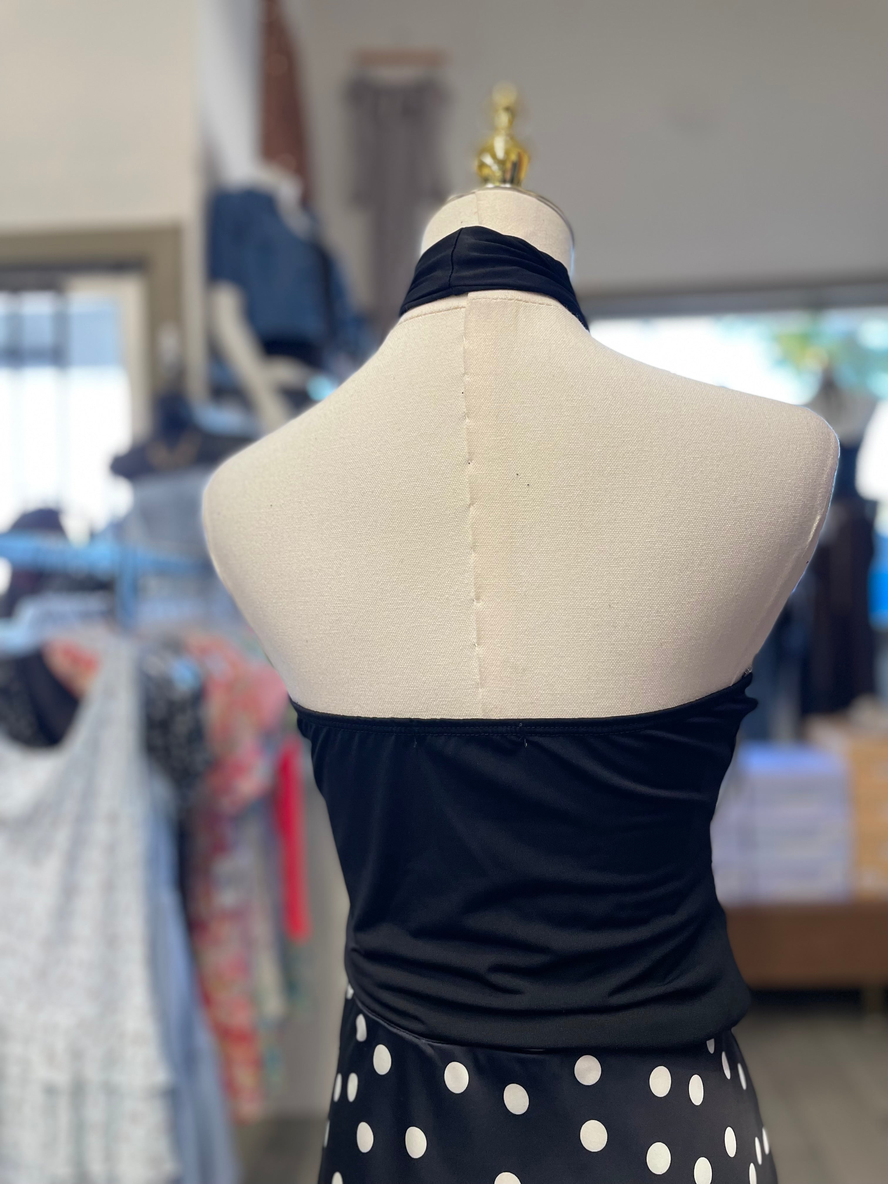 Black Shell Trim Cut Out Halter Tank Top