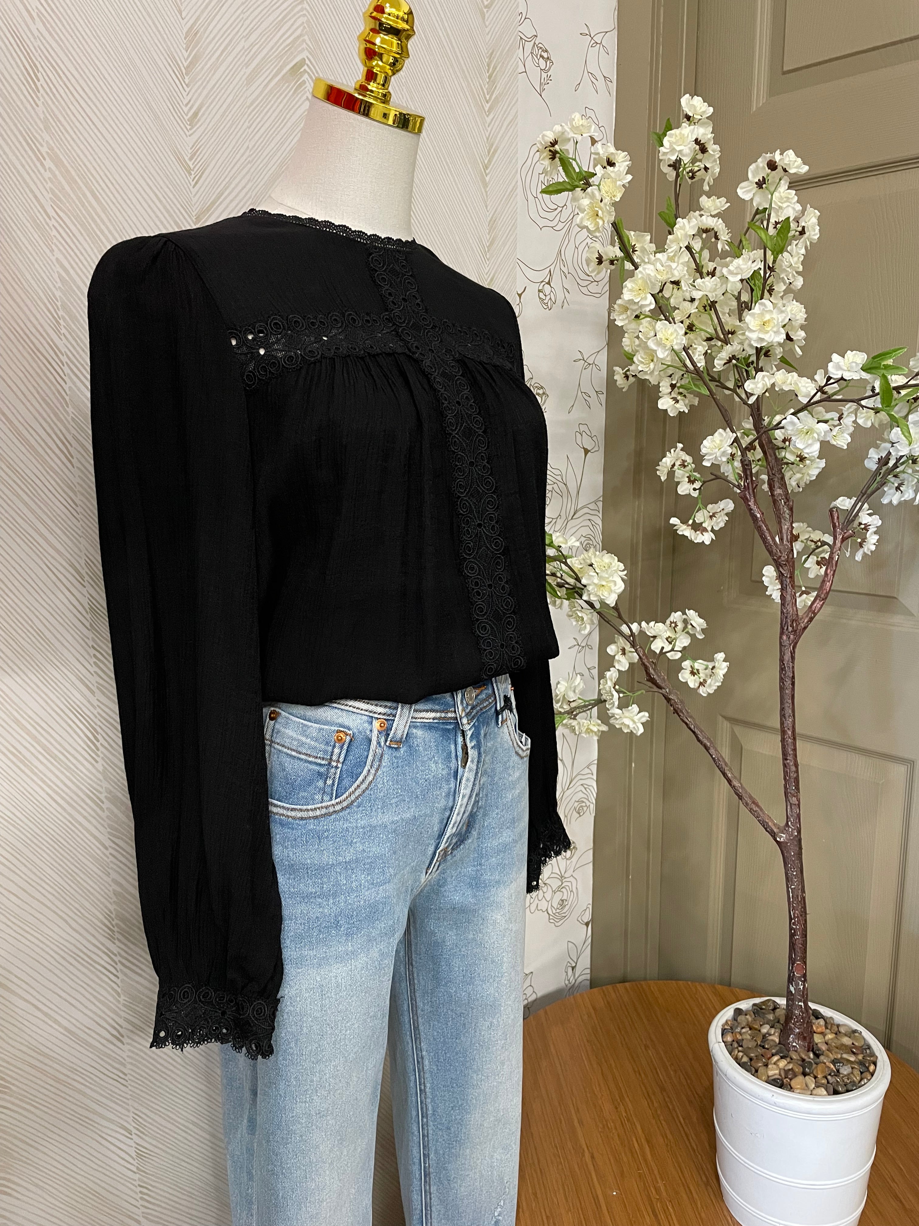 Lace detail round neck long sleeve blouse