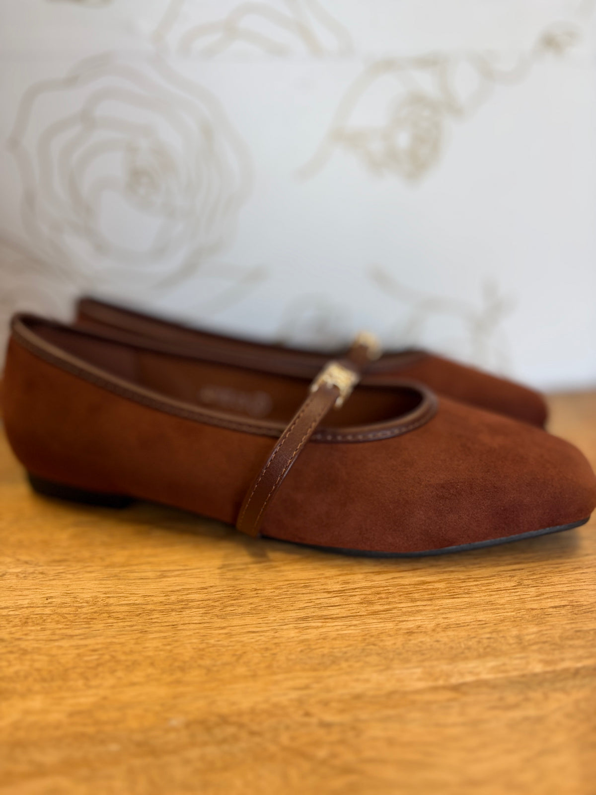 Suede mocha brown flats