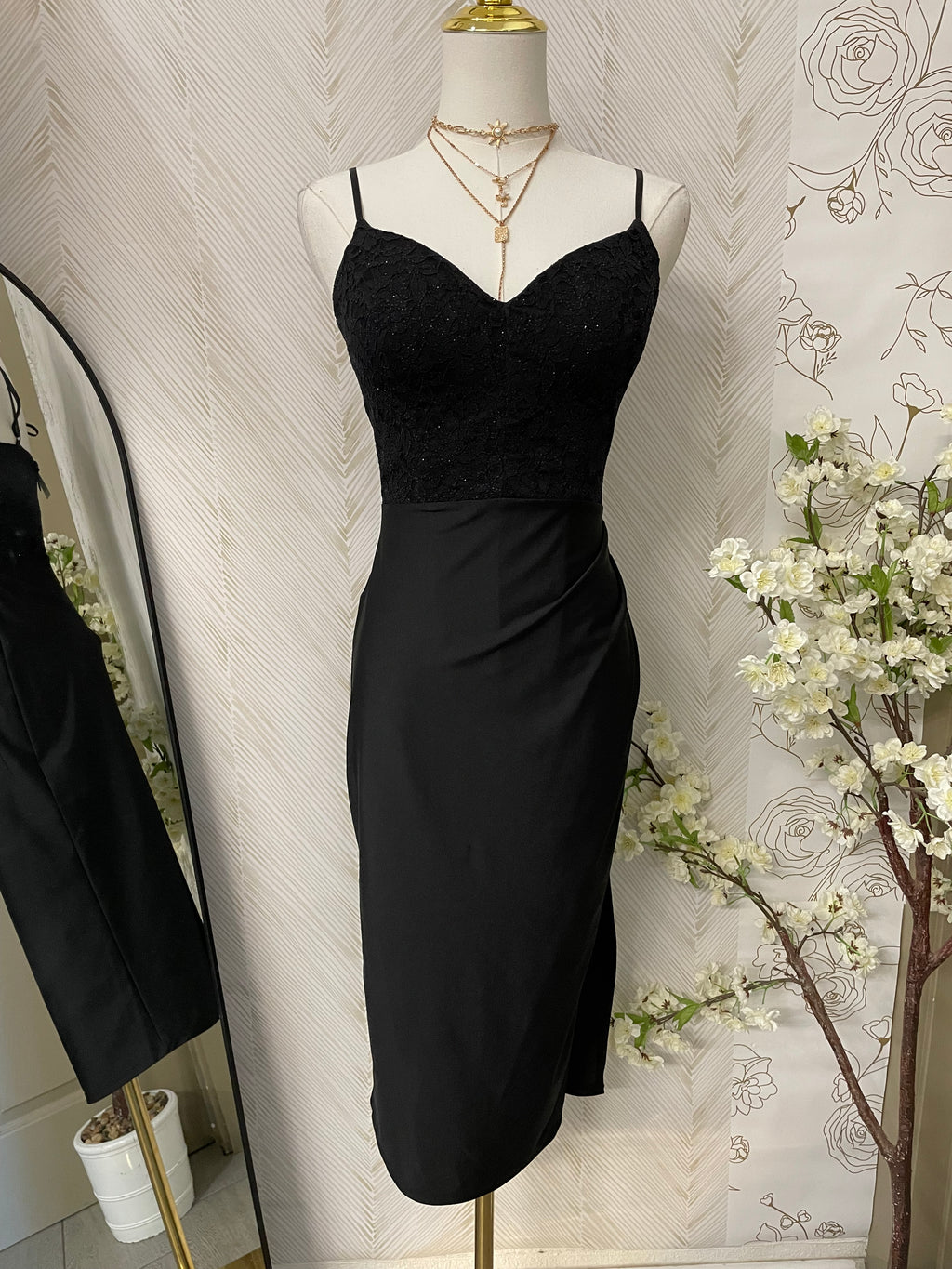 Midi dress with stretch fabric glitter top
