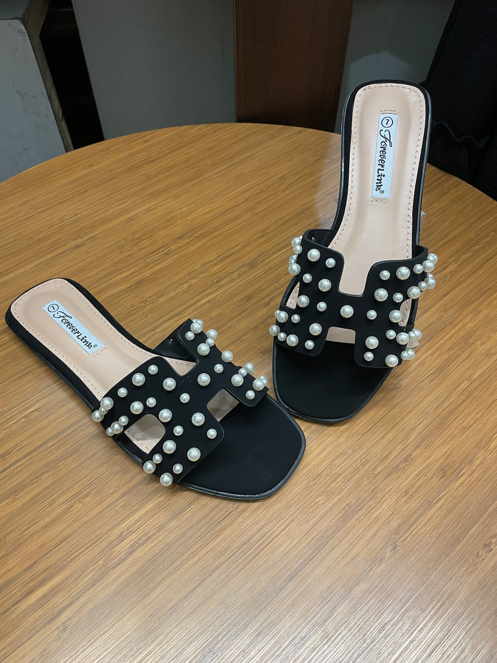 Main-27 Blk Pearl embellished Sandals