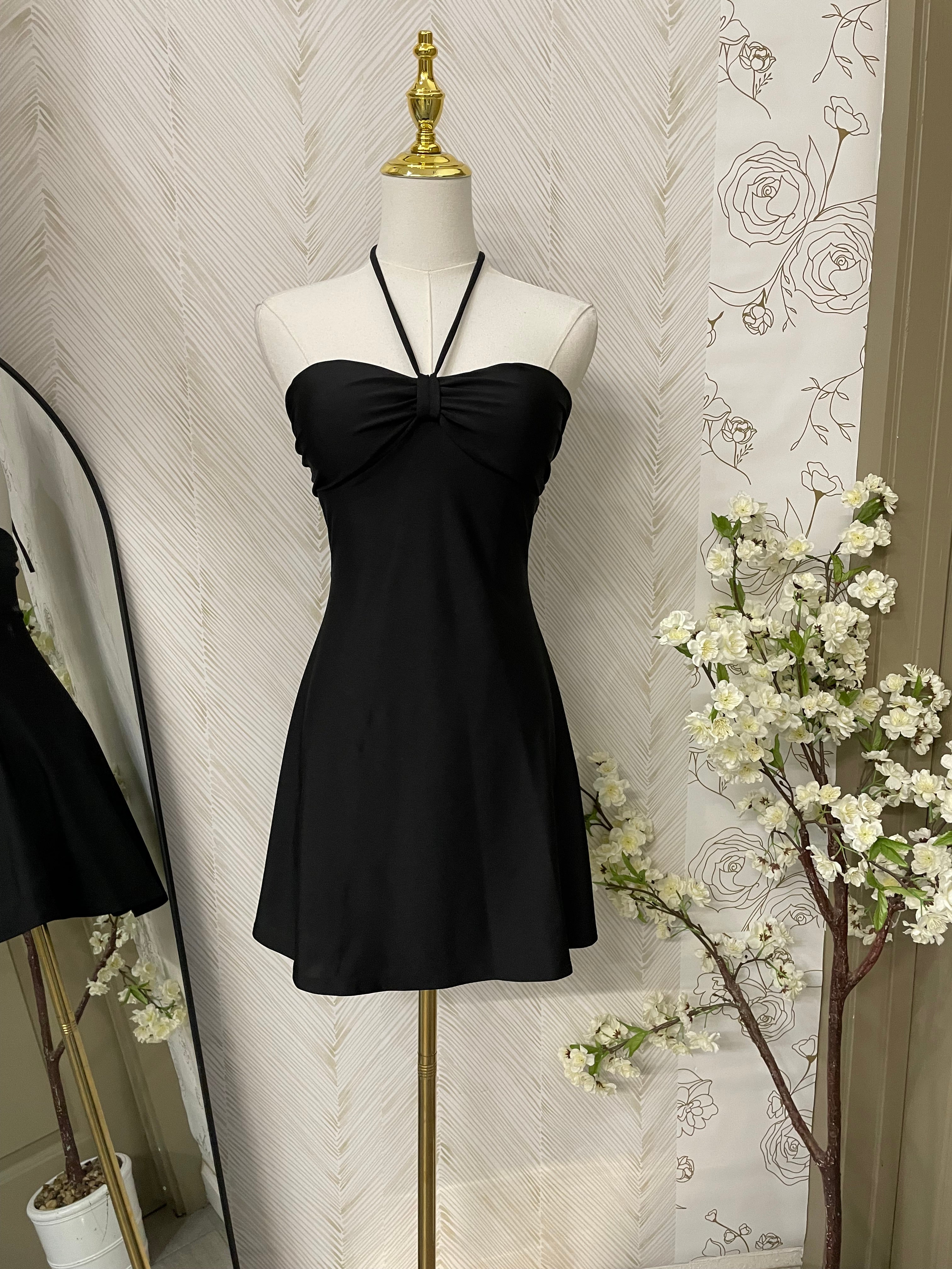 Blk short flare mini dress