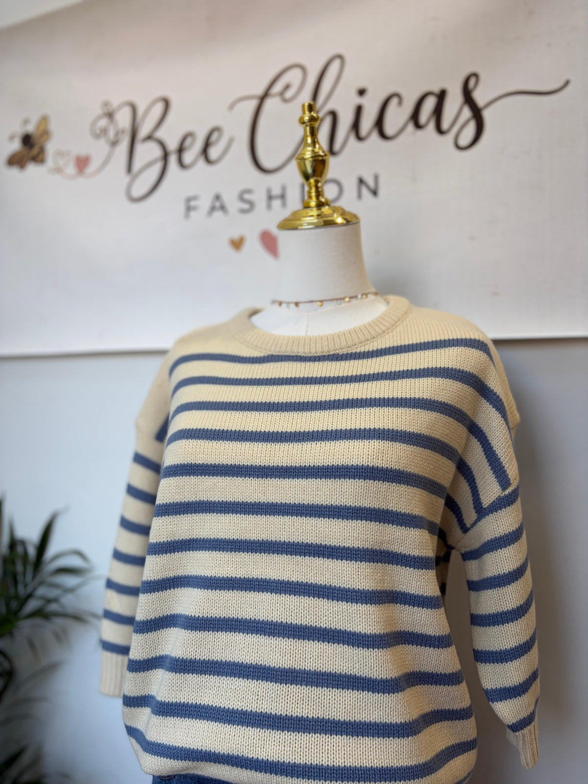 Butter yellow/Blue crewneck sweater