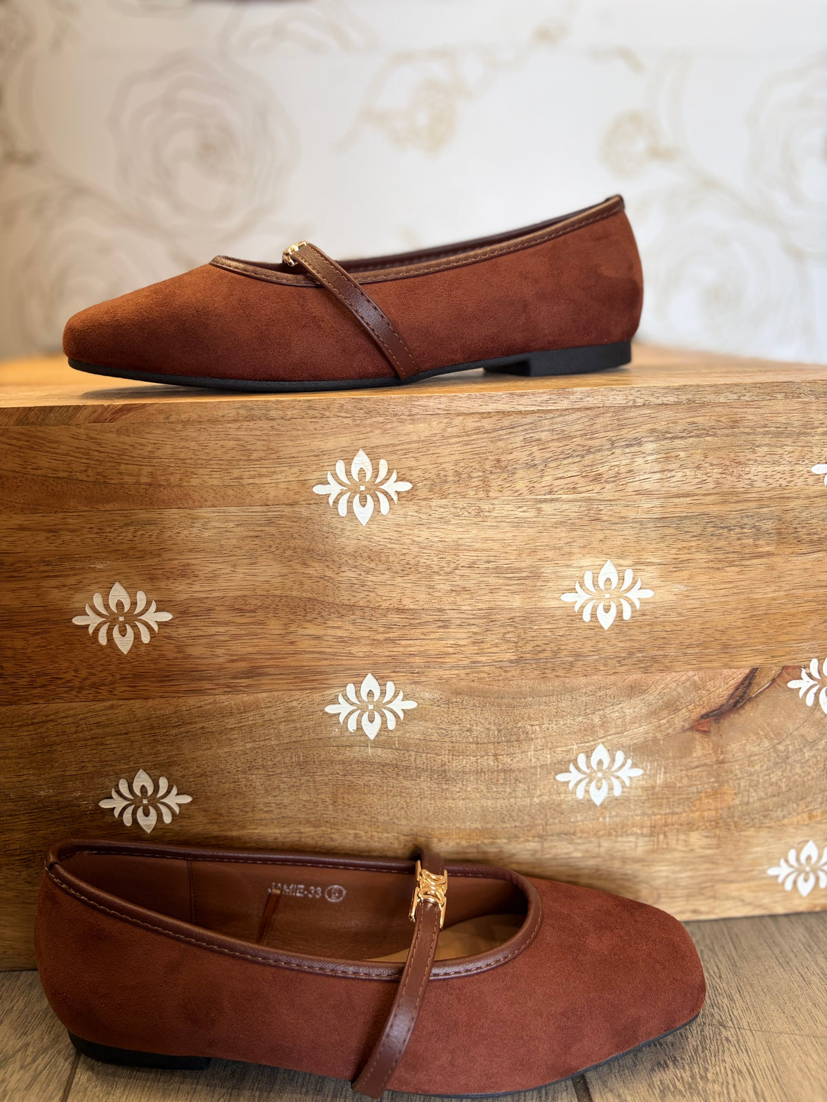 Suede mocha brown flats
