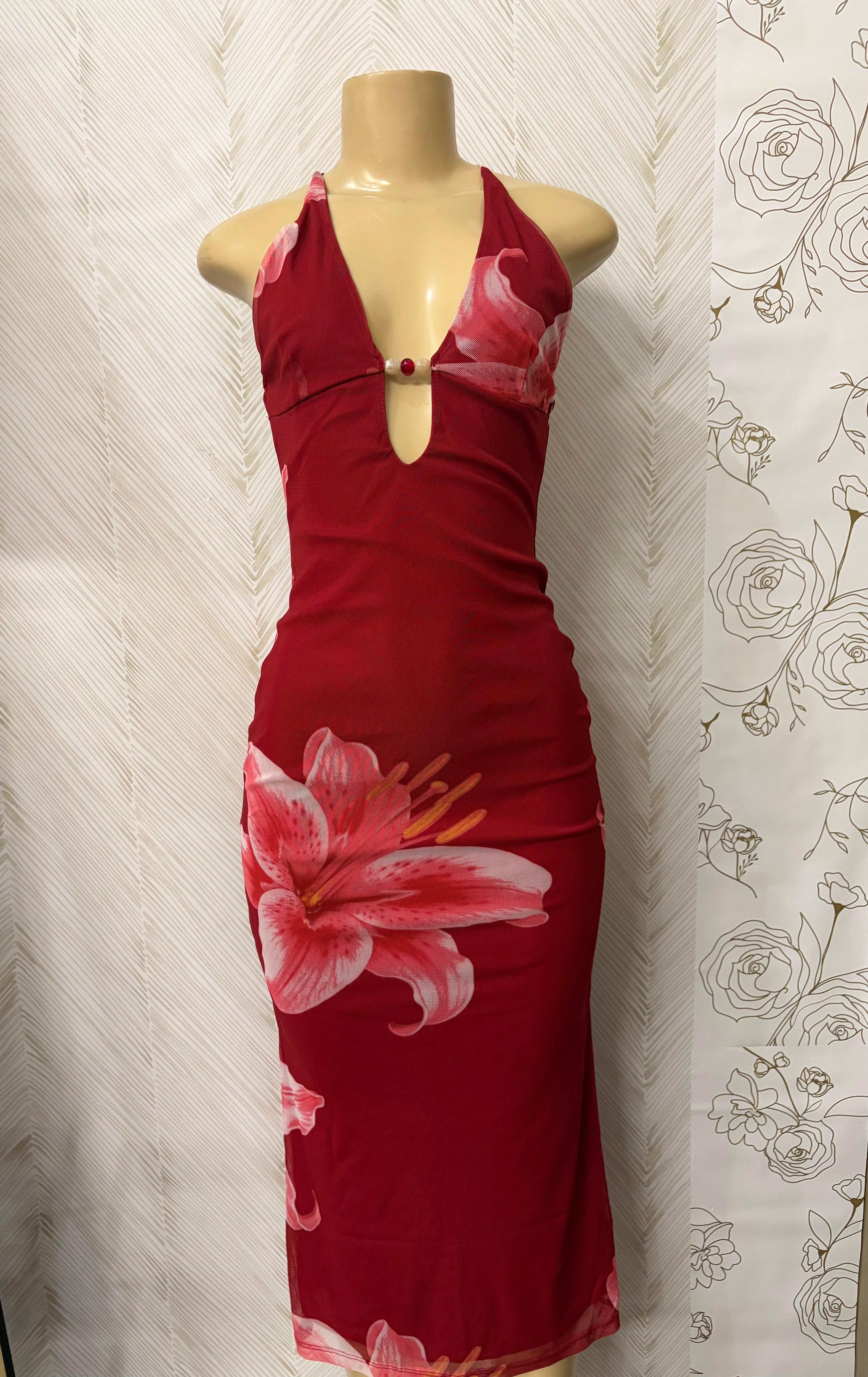Red Lily detail Maxi Dress