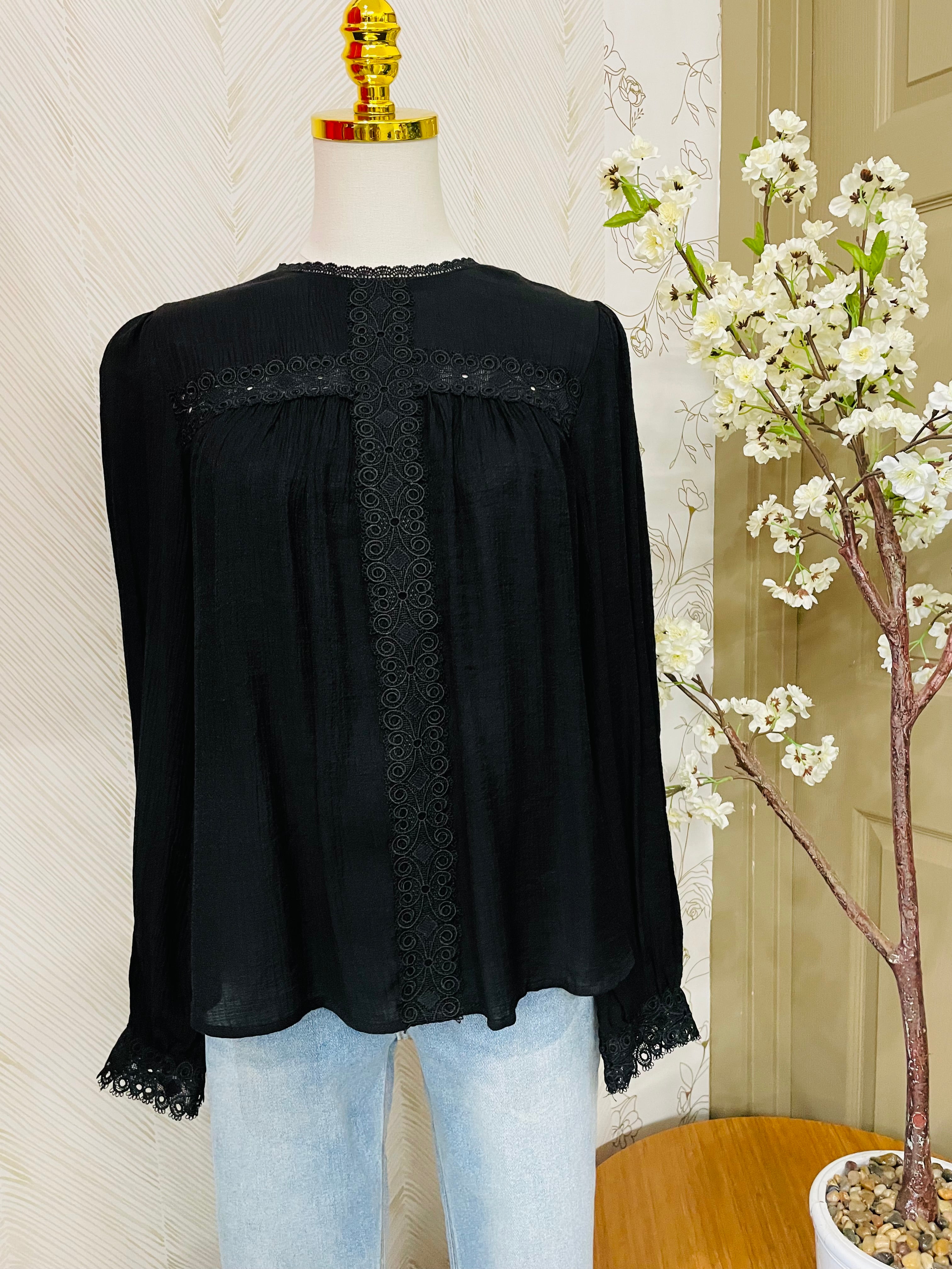 Lace detail round neck long sleeve blouse