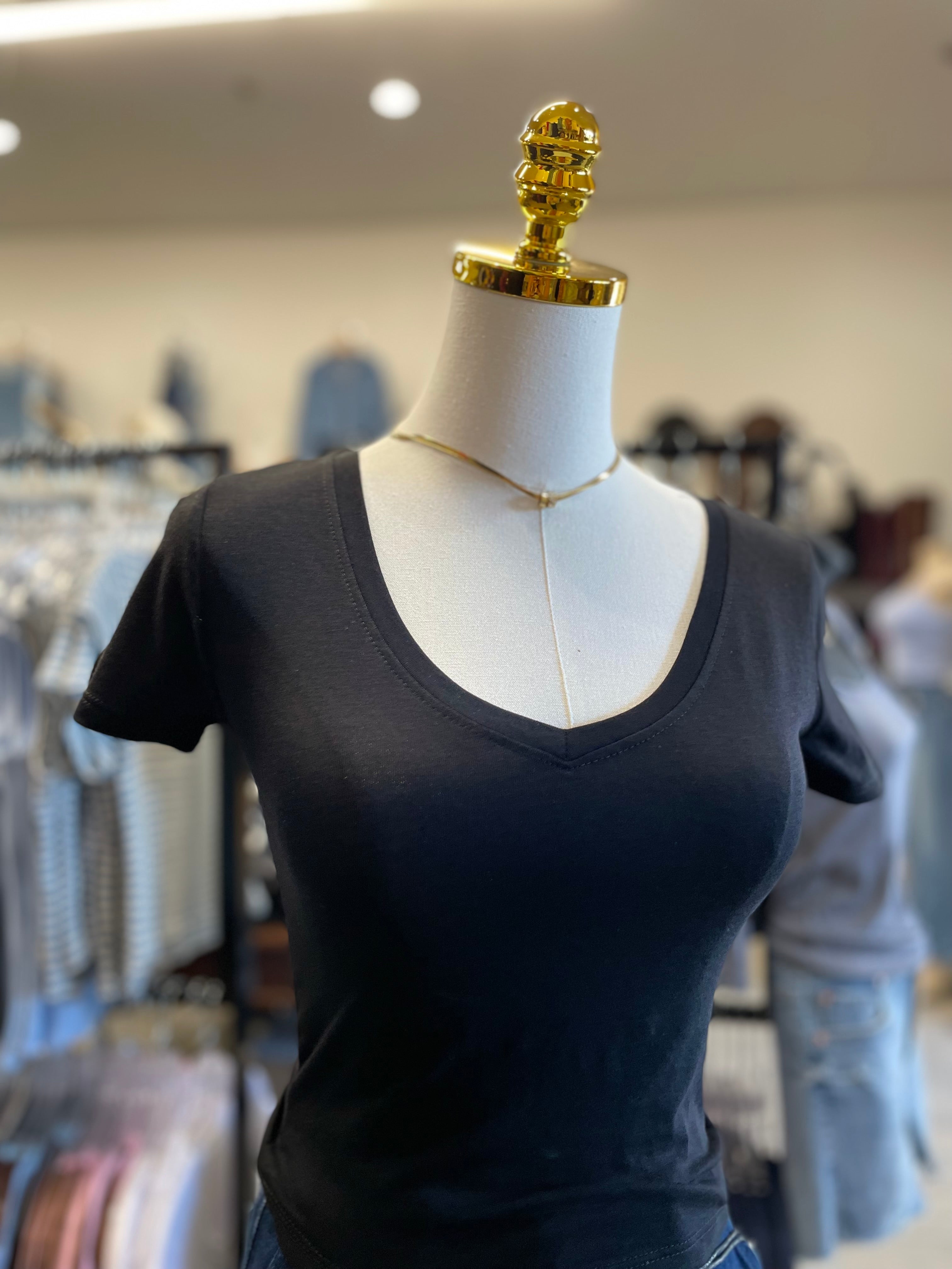 Black V Neck Crop Top