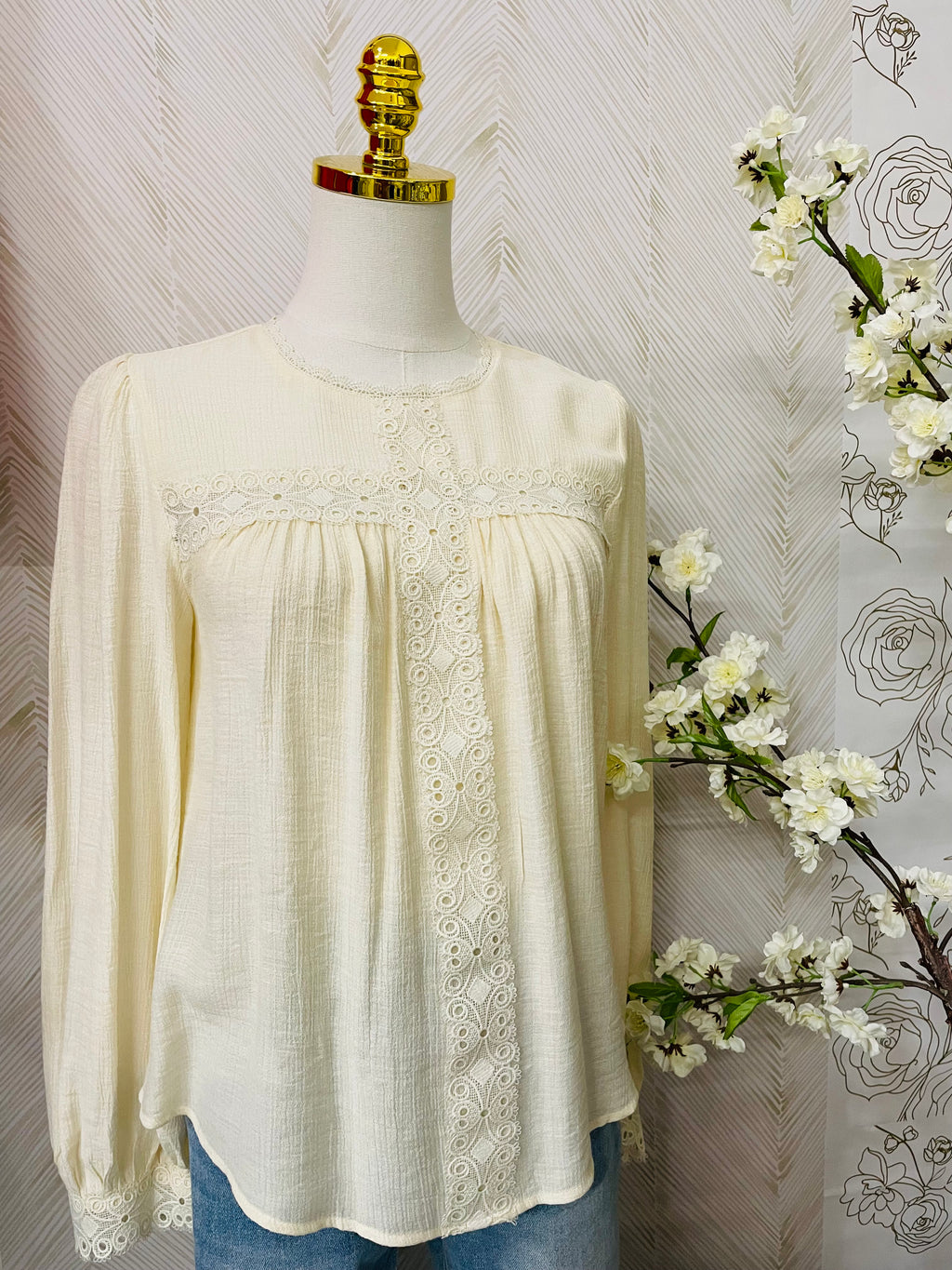 Lace detail round neck long sleeve blouse