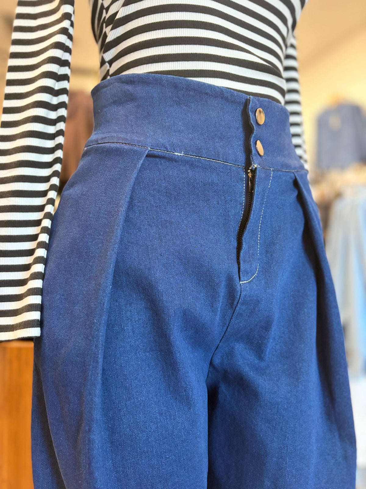 Balloon Dark Denim Pants