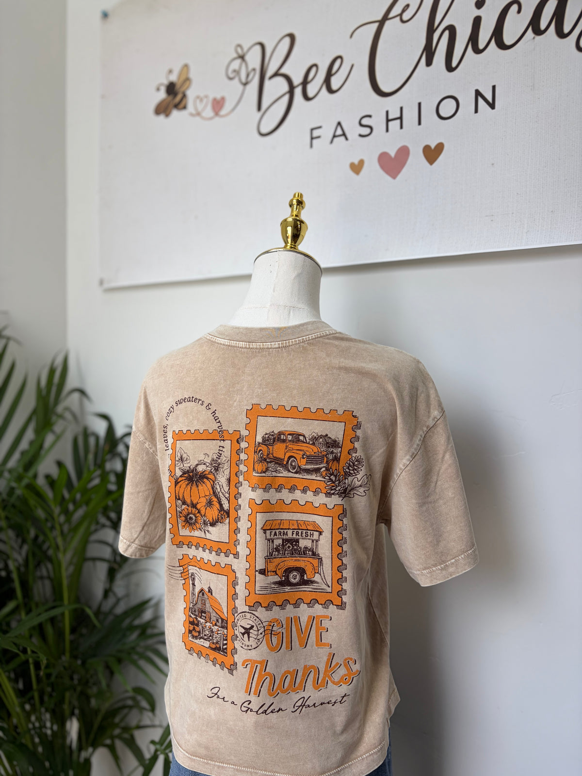Give Thanks Tee