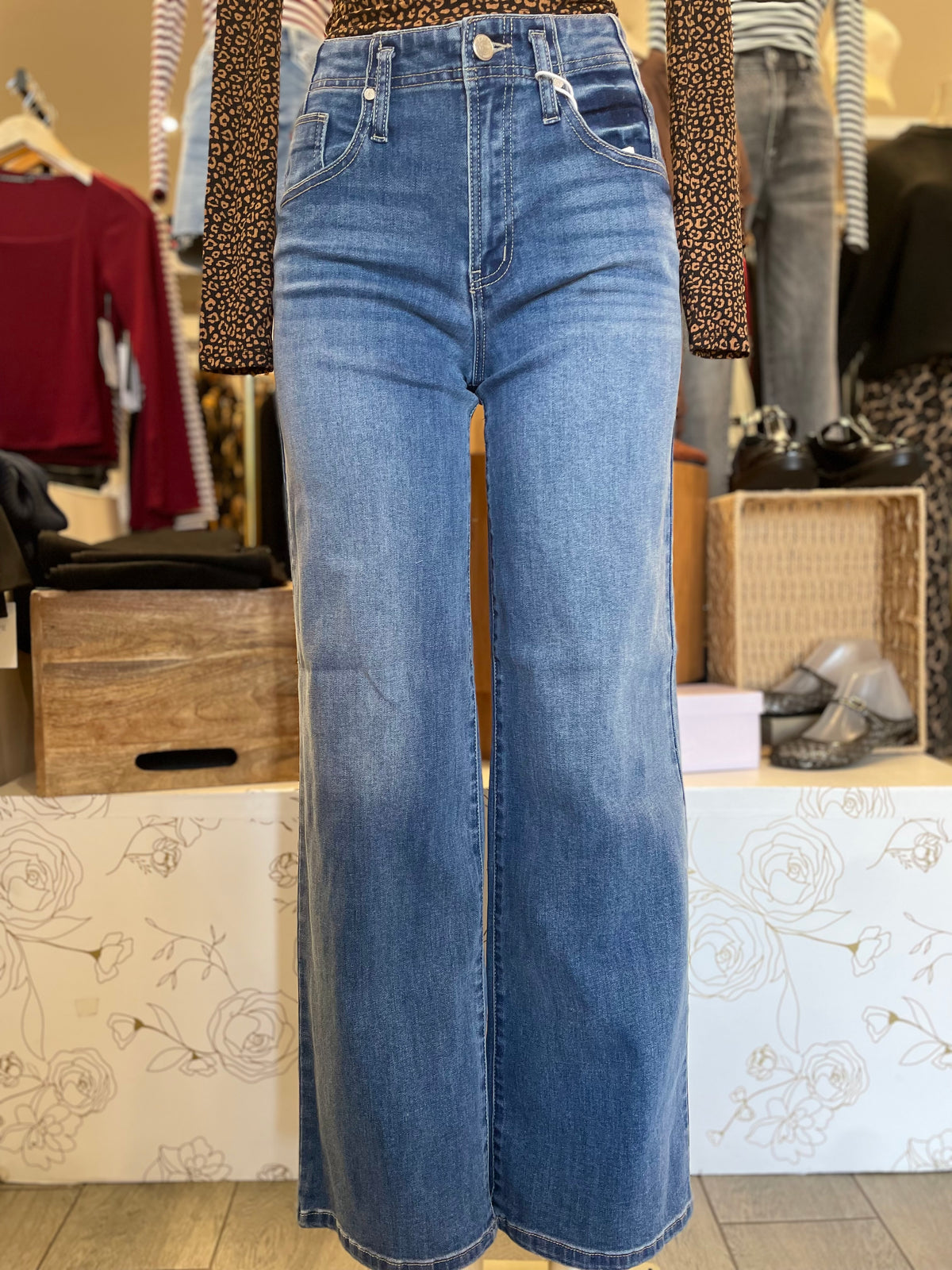 Medium High rise Corset waist detail Jeans