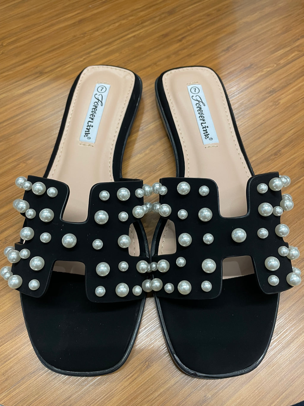 Main-27 Blk Pearl embellished Sandals