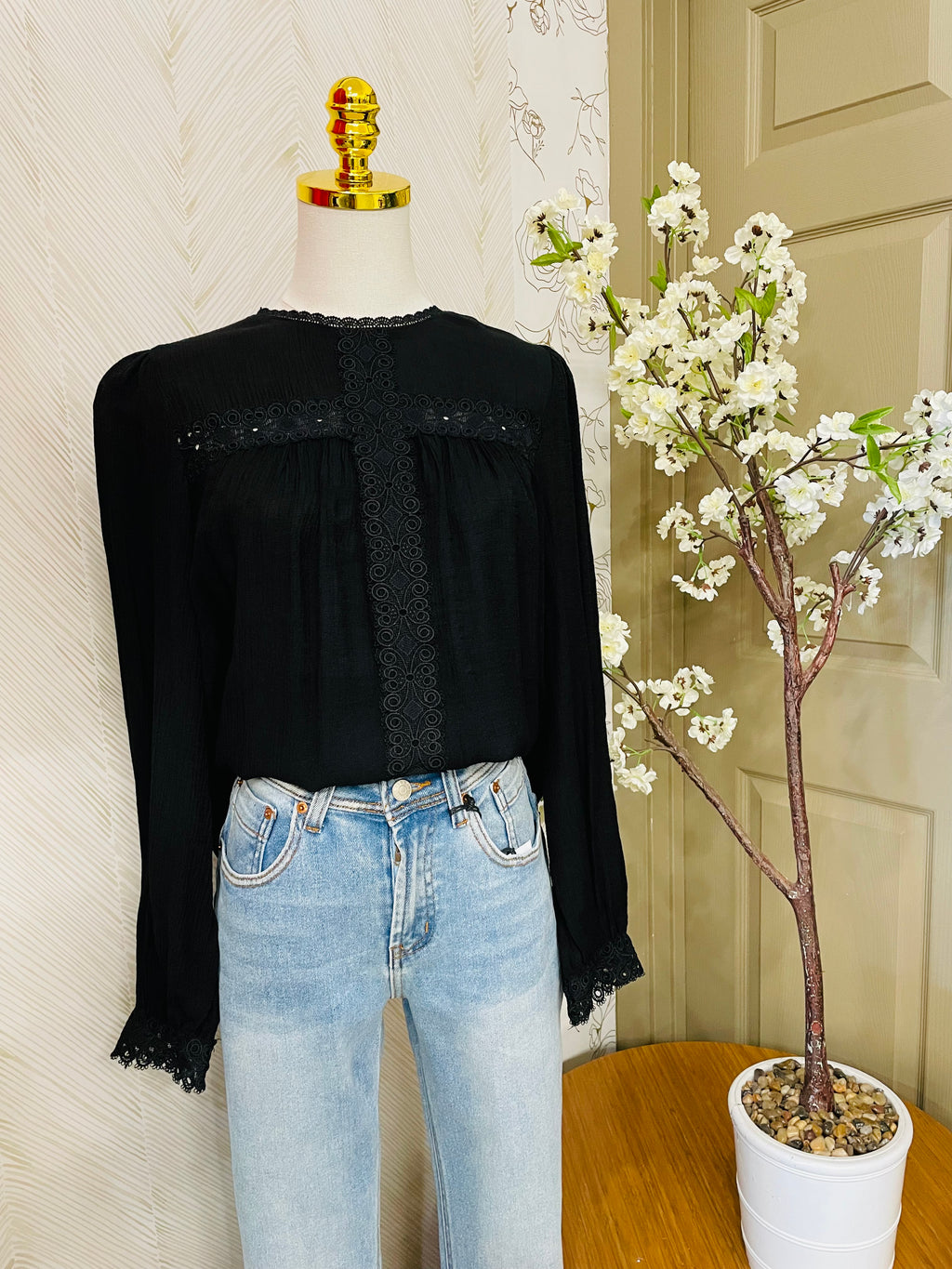 Lace detail round neck long sleeve blouse
