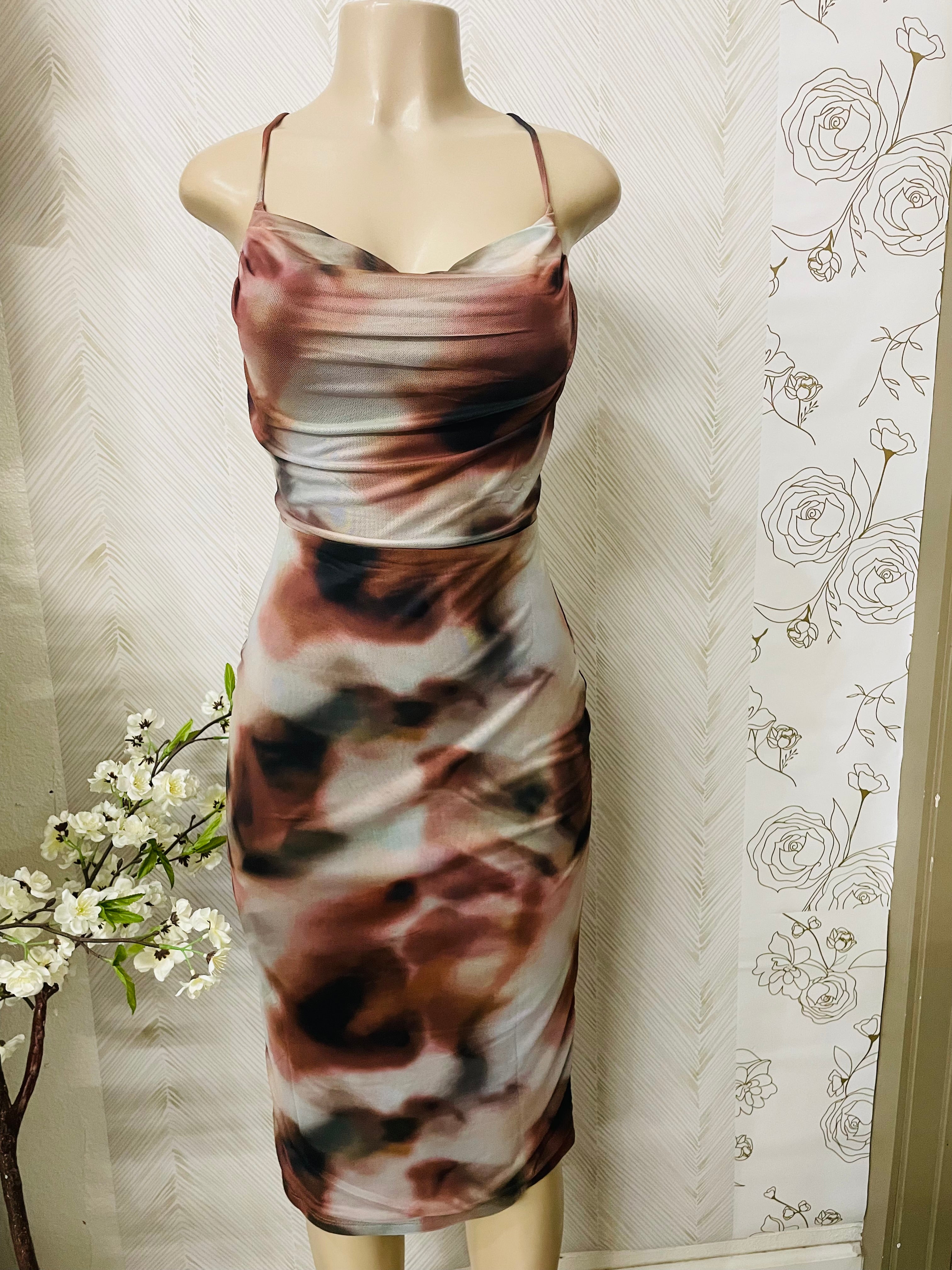 Printed mesh bar back midi dress