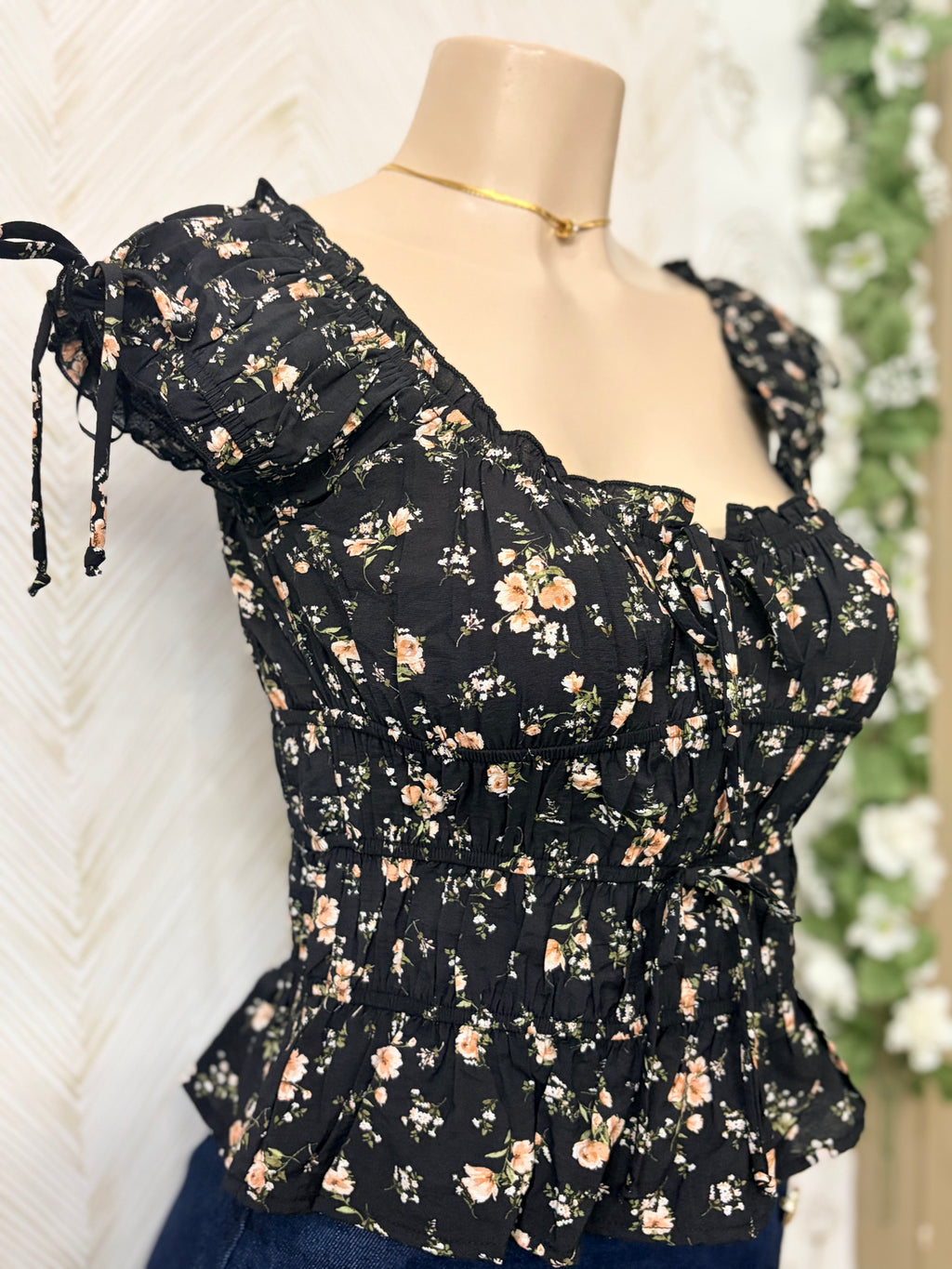 Black floral waist Ruffled Top